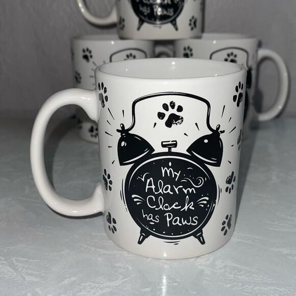 Brand New!! Bay Island “My alarm clock has paws” 🐾 - Picture 1 of 6